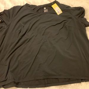 All in motion woman’s 3x black athletic T-shirt NWT